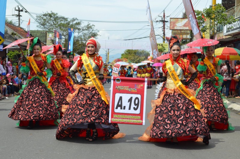 Partisipasi SMAN 5 Purwokerto (foto:Ikhsanto)