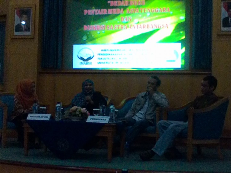 Bedah Buku Dan Diskusi Sastra Antar Bangsa di UMP