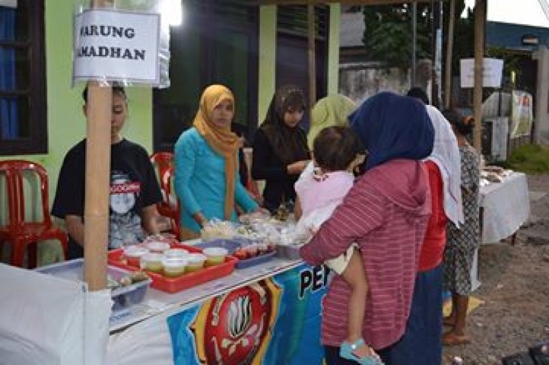Karang Taruna Buka Warung Ramadhan