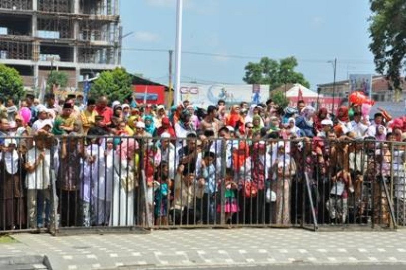 Suasana Haru Pengantar Calon Haji