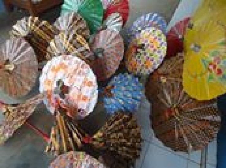 Payung Kertas Siap Ke Festival di Solo