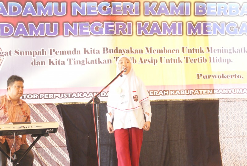 Mewarnai Dan Lomba Nyanyi Indonesia Raya di Perpustakaan Banyumas