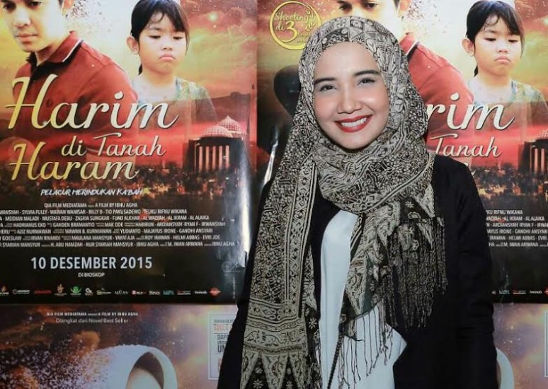 Zaskia Sungkar Tolak Buka Hijab