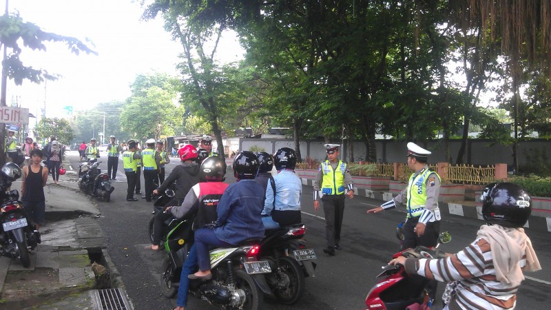 Operasi Kendaraan Di A yani Jaring Pelanggar Lalin