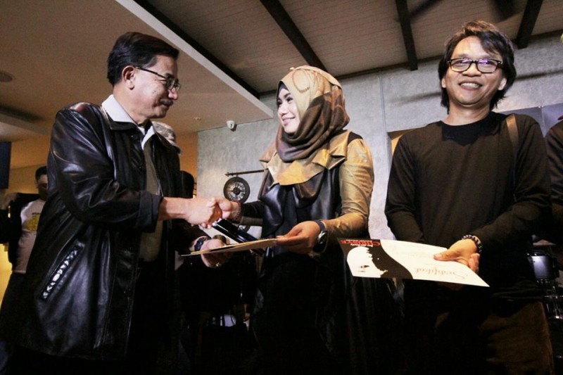 Wartawan Hiburan Berlomba Nyanyikan Lagu Chrisye