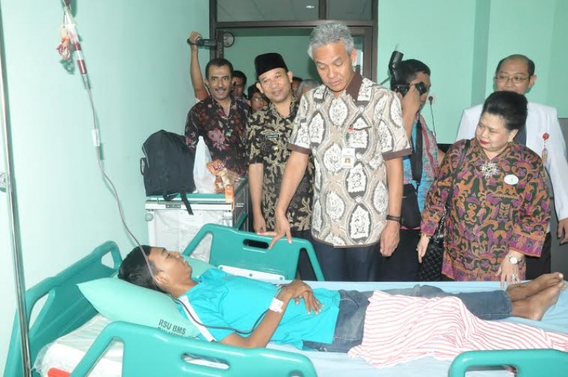 Gubernur Ganjar Pranowo Memotivvasi Penderita Thalasemia
