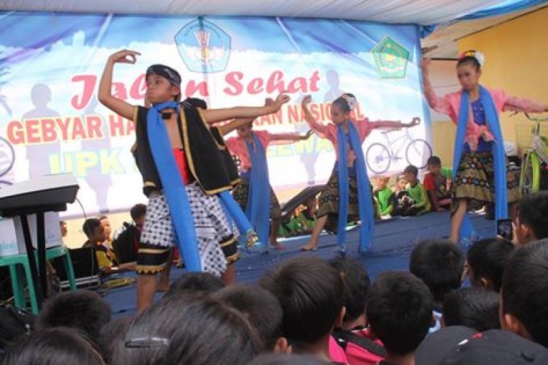Ribuan Siswa Ikuti Gebyar Hardiknas Karanglewas