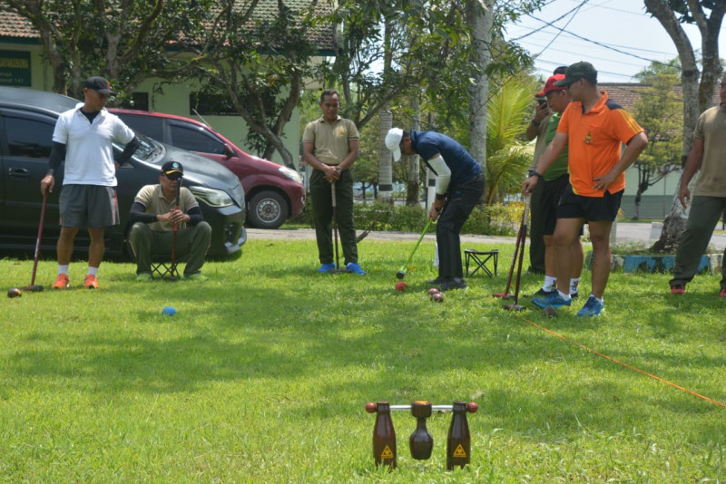 Korem 071/Wijayakusuma Woodball Bareng Untuk Kuatkan Soliditas