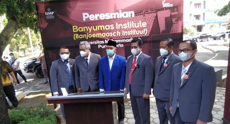 Menko PMK Tinjau Gedung Tertinggi di Purwokerto UMP Tower dan Resmikan Banyumas Institute