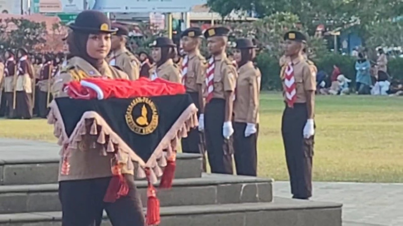 Kepala BPBD Pimpin Upacara Penurunan Bendera HUT Pramuka ke-63 di Banyumas