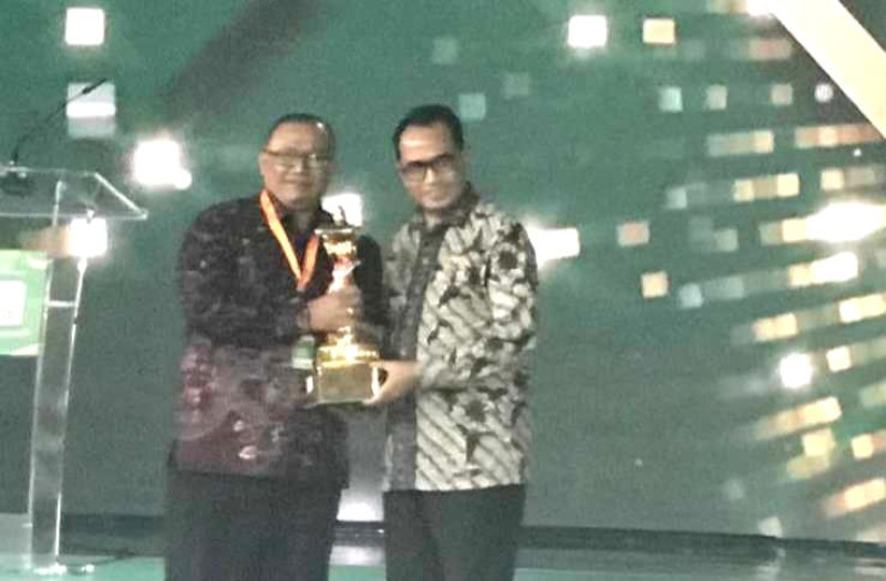 Pemkab Banyumas Raih Penghargaan Wahana Tata Nugraha 2024