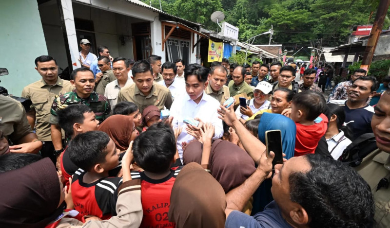 Momen Wapres Sapa Masyarakat Desa Mayangsari di Kota Semarang
