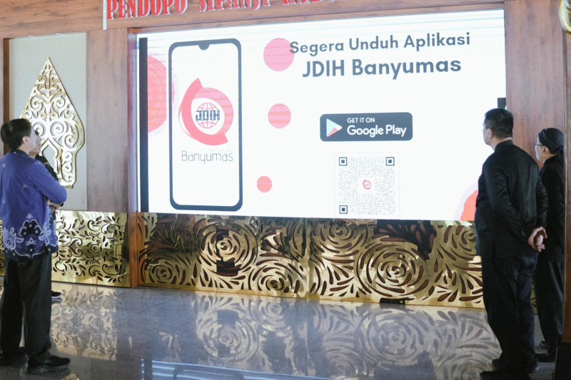Permudah Masyarakat Akses Produk Hukum, Pemkab Luncurkan JDIH Banyumas Versi Mobile