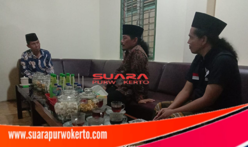 Tiga Tokoh Agama Silaturahmi di Karanglewas