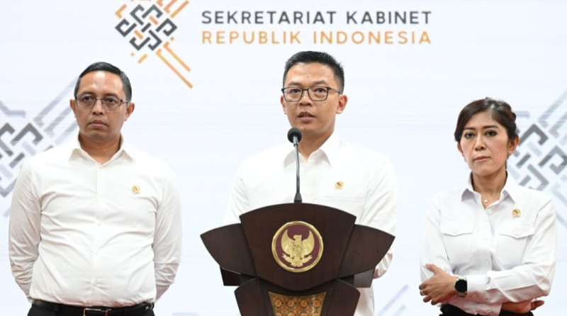 Menteri Luar Negeri Sugiono menyampaikan keterangan pers di Kantor Presiden, Jakarta, pada Senin, 2 Desember 2024 Foto: BPMI Setpres/Kris