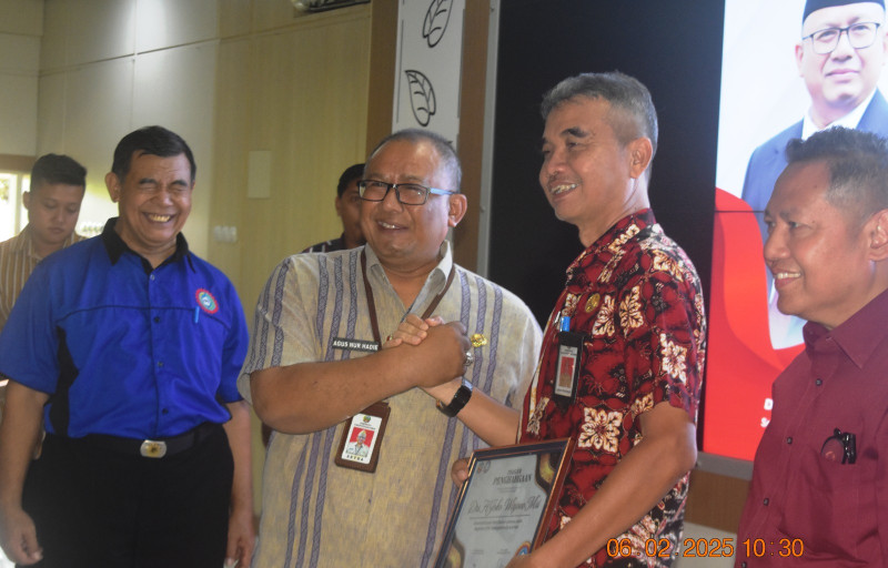 SPSI Banyumas Gelar Syukuran HUT Ke-52, Berikan Penghargaan Kepada Tokoh Senior