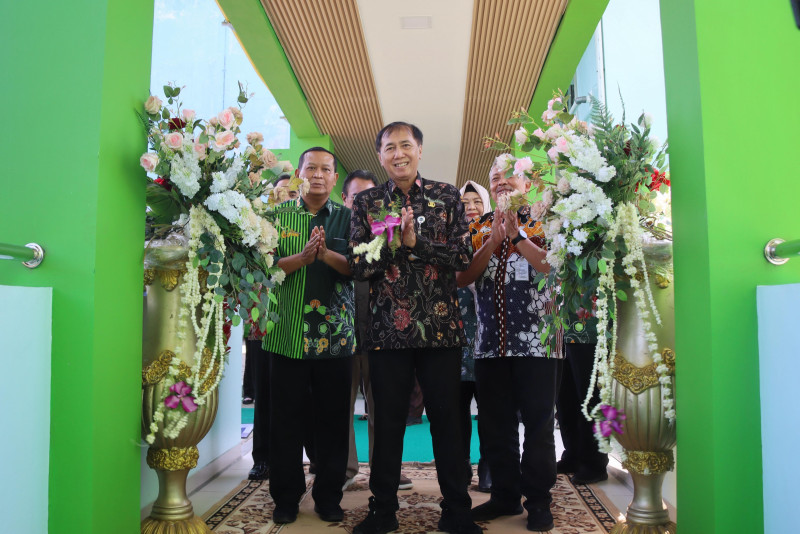 Pj Bupati Resmikan Gedung KRIS RSUD Ajibarang, Hadirkan Ruang Rawat Ramah Anak