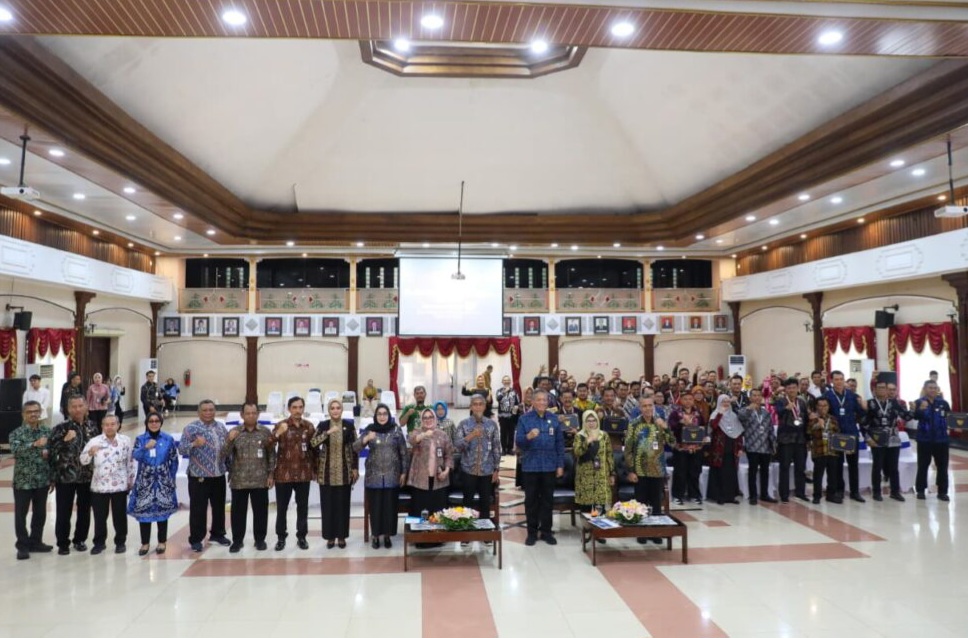 Slogan “Ngopeni Nglakoni” Gubernur Ahmad Luthfi Tuai Apresiasi