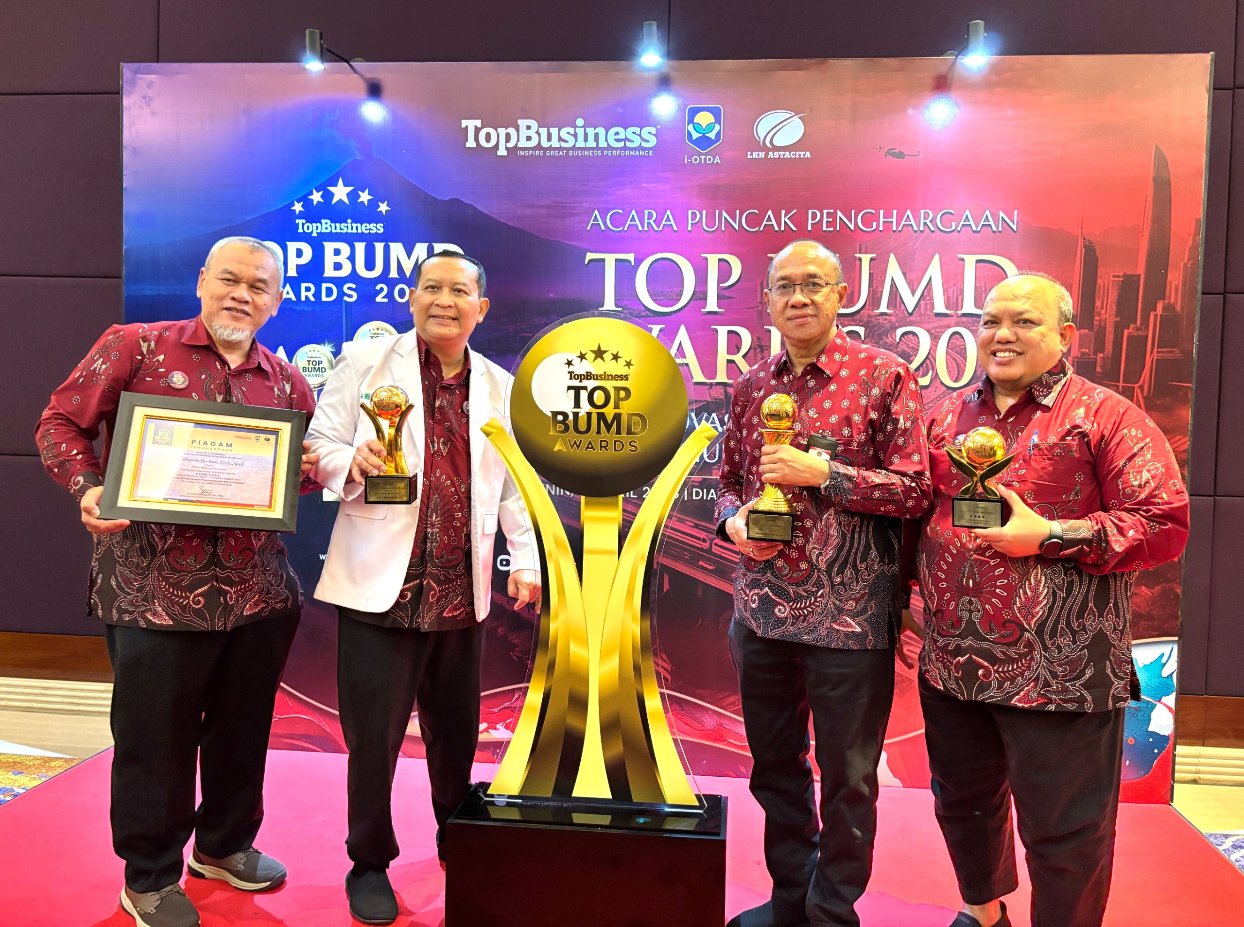 Komitmen Dan Kinerja Berbuah Prestasi, Banyumas Sukses di TOP BUMD 2026