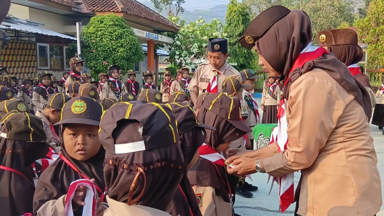 Pangkalan SDN 2 Papringan Terima Anggota Baru Pramuka Siaga