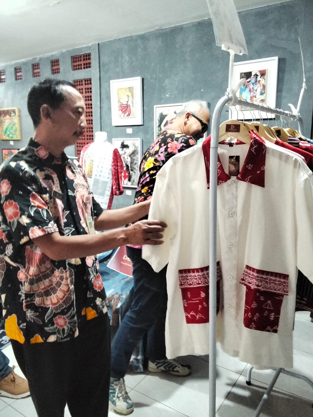 Rayakan HUT ke-81 RI, Rumah Literasi Merdeka Gelar Pameran Lukisan, Batik, dan Puisi